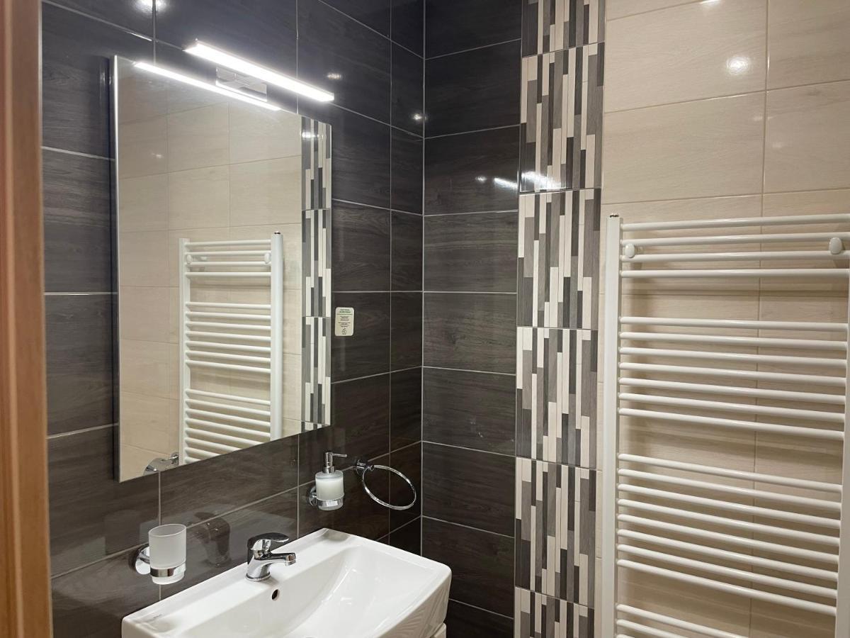 Apartment Pinia Vysoké Tatry Buitenkant foto